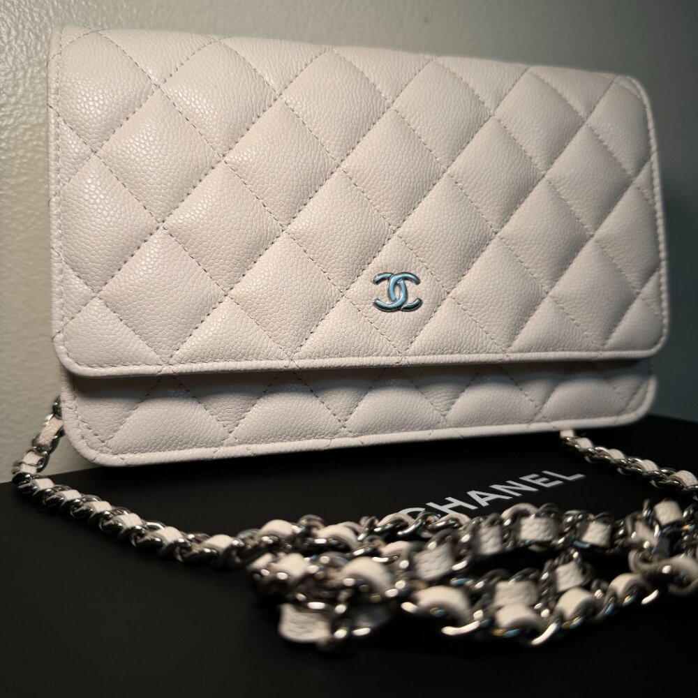 White Chanel 2024 Wok NWT Full Set In Box - Picture 2 of 4